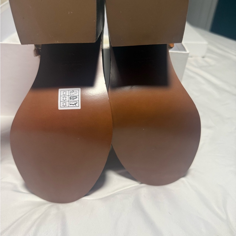 Chloe May Brown Lace-Up Women's Boots - Picture 2 of 4
